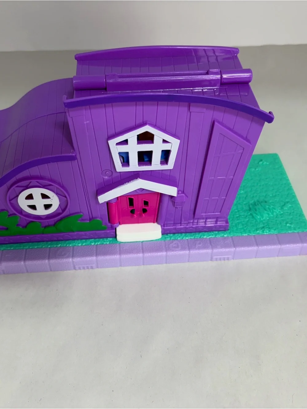 Polly Pocket Pollyville Pocket House Micro Playset By Mattel 2018